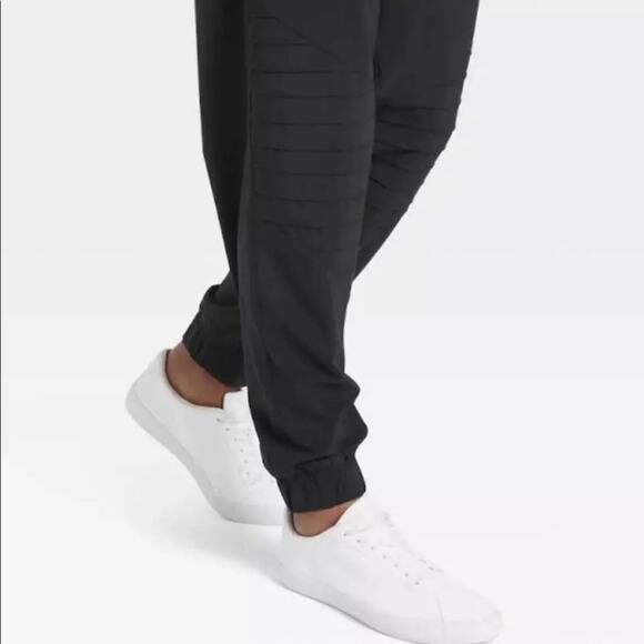 All In Motion Mid Rise Pants Black Women’s Size XS Athleisure Yoga Exercise - Picture 4 of 9